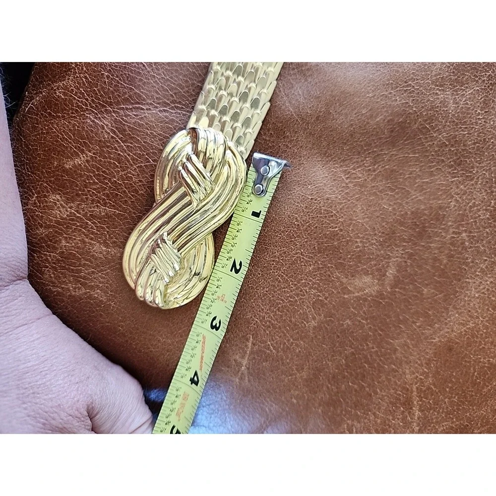 Vintage‎ 90's Goldtone Fish Scale figure 8 Buckle Belt sz 30-36